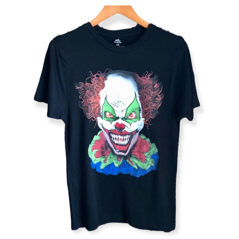 5/$25 Creepy Clown Halloween Short Sleeve Tee Small 34/36